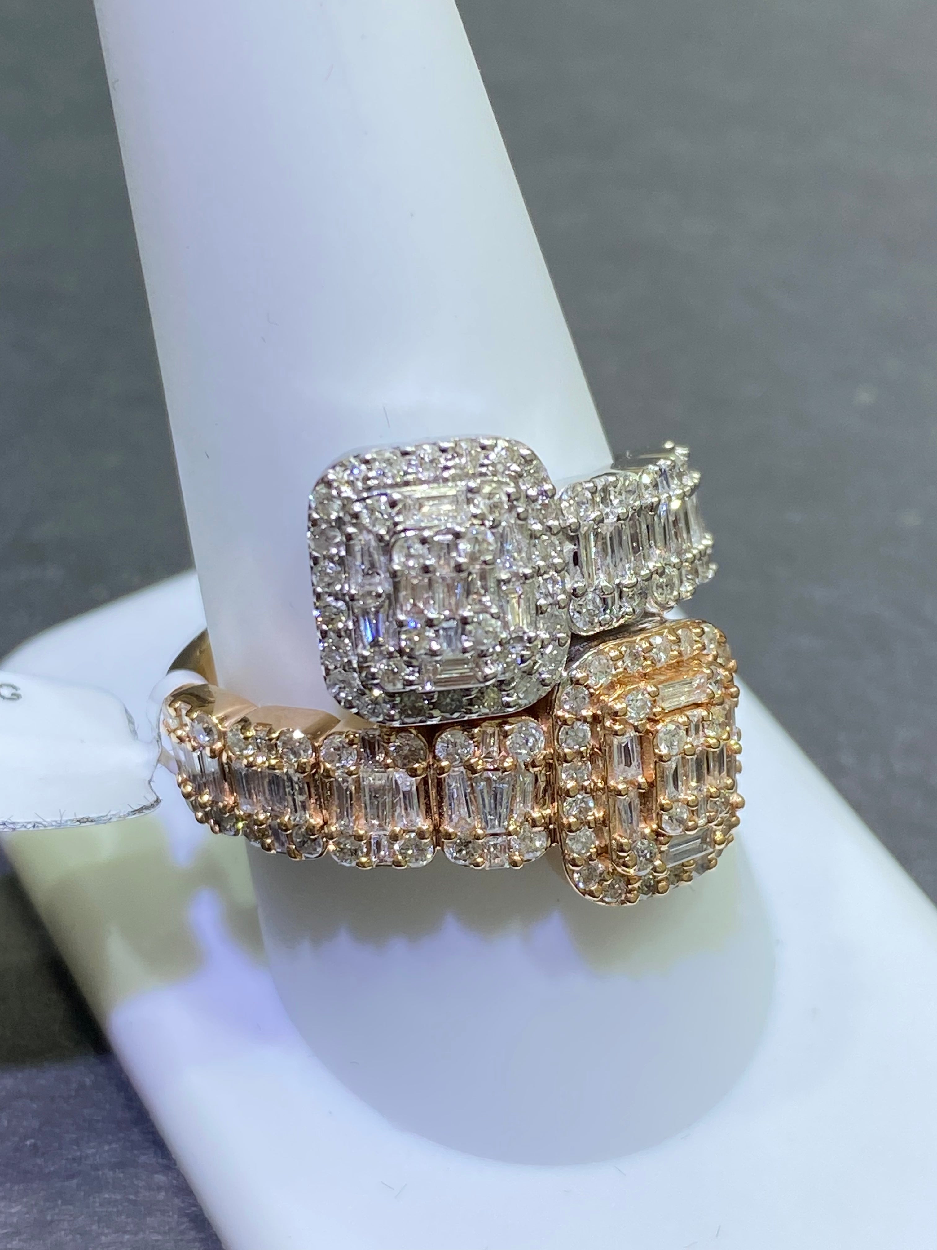 new 14k white ,rose,or yellow 2 carat vs1 natural diamonds baguettes ring rose and white gold