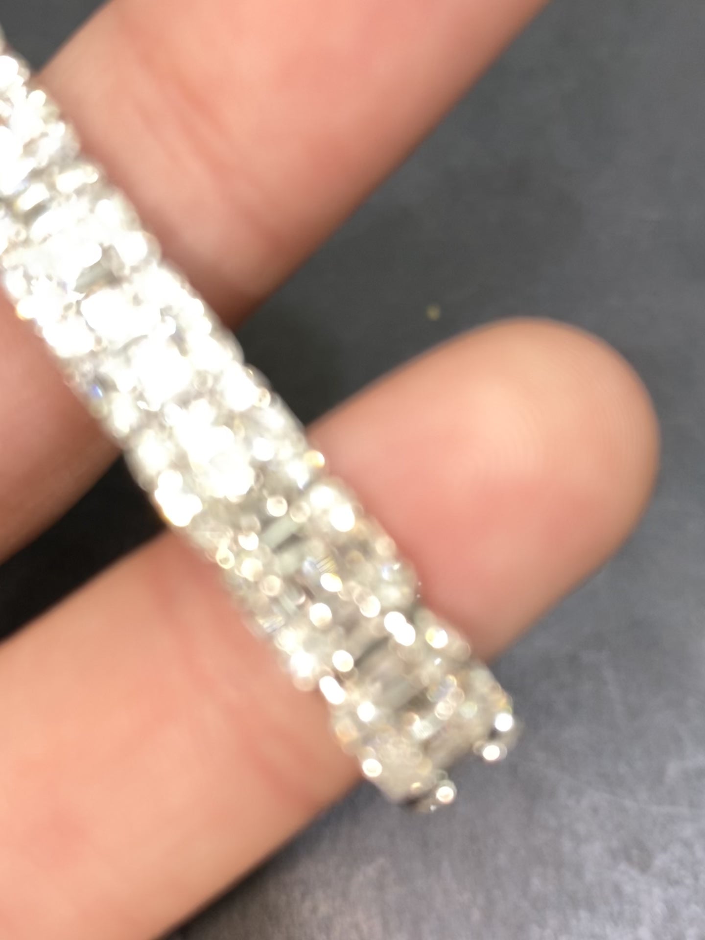 New 14k “iced”baguette bracelet Vvs1 G -color 4ctst.w. Natural diamonds