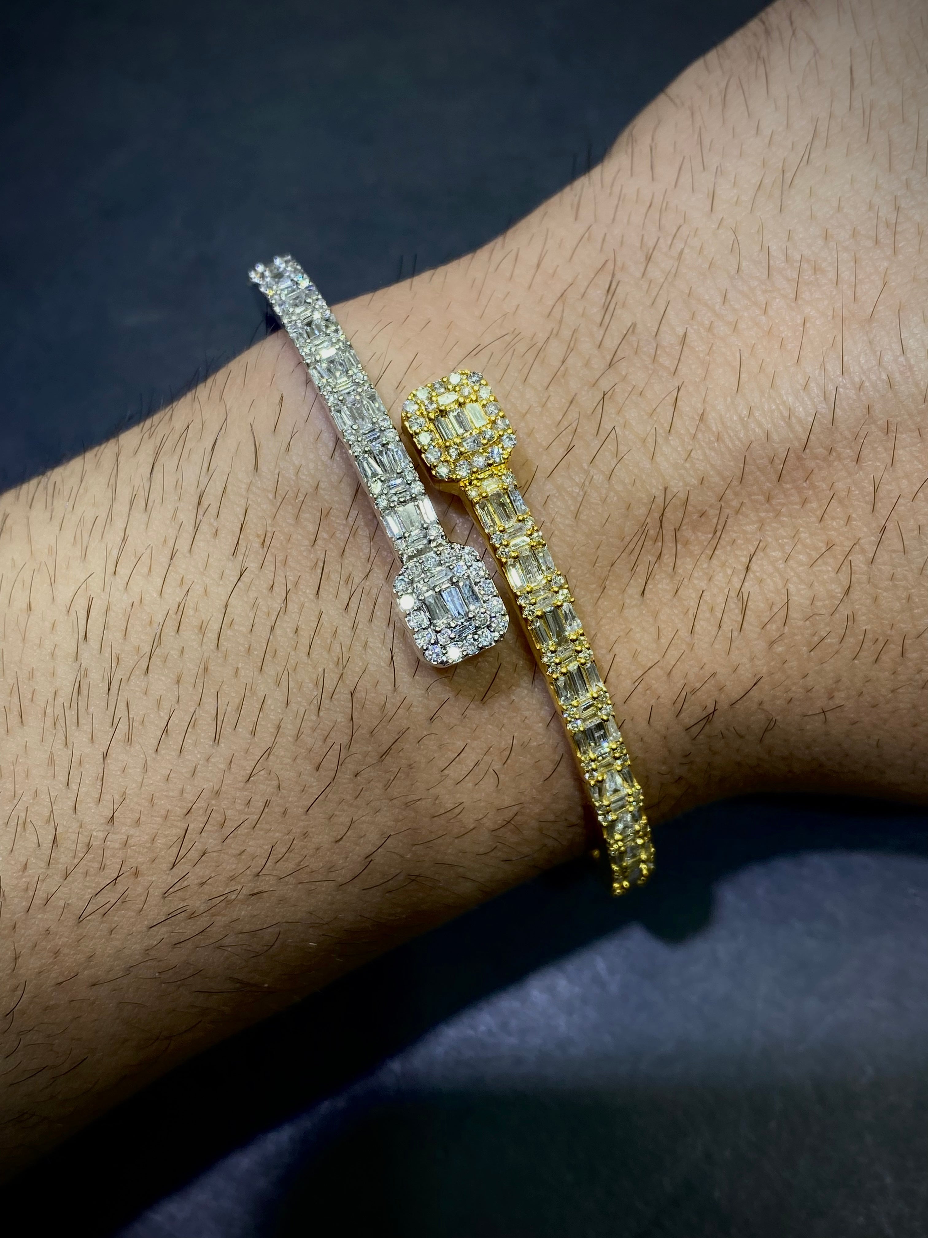 new baguette bangle/bracelet vs1 rose and yellow gold available with white gold