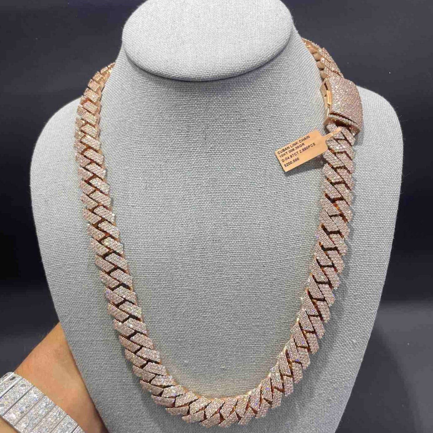 Gold Bust Down Icy Cuban Necklace – DrDrip Collection