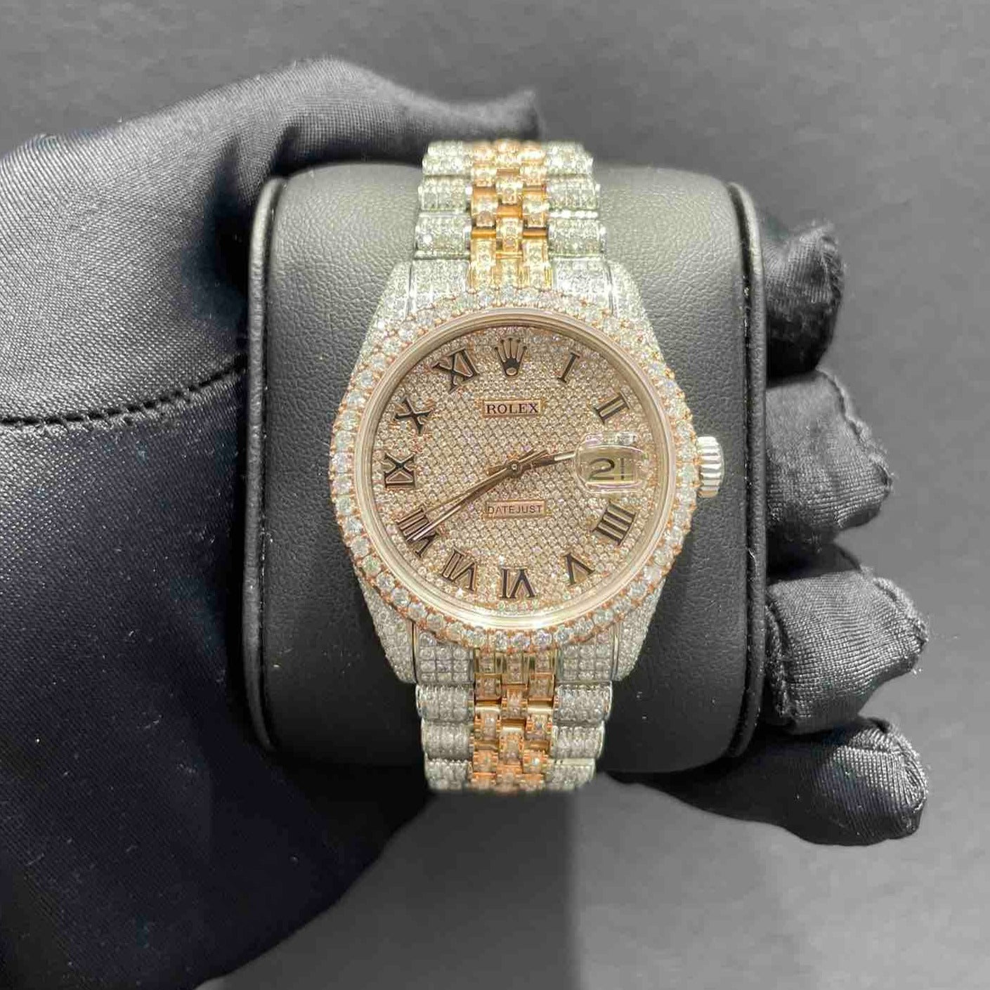 Bust Down Rolex Iced Out 36mm Rose Gold Roman Dial 15 cts VS1