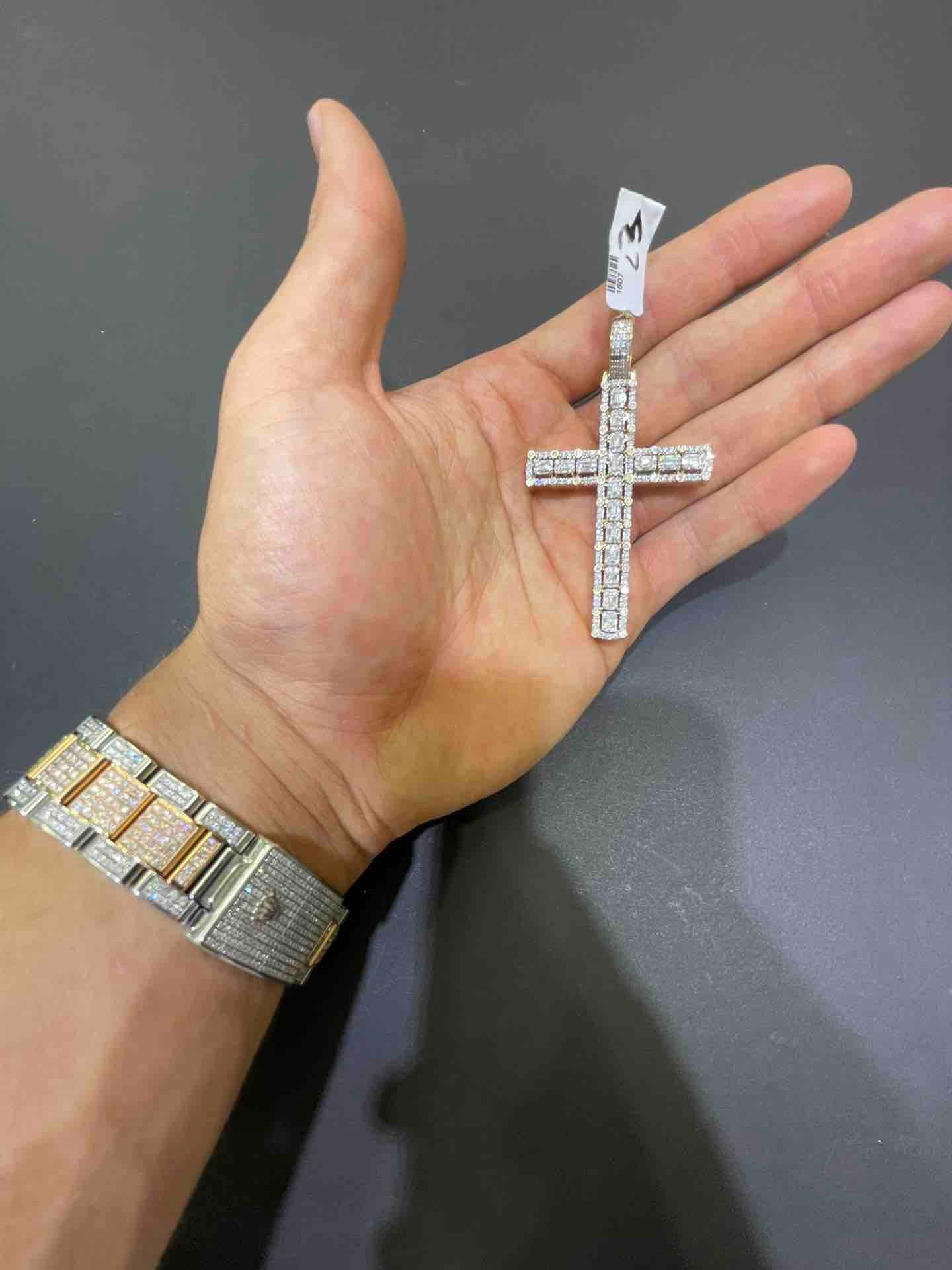 New large baguette cross pendant with vs1 natural diamonds and 14k gold